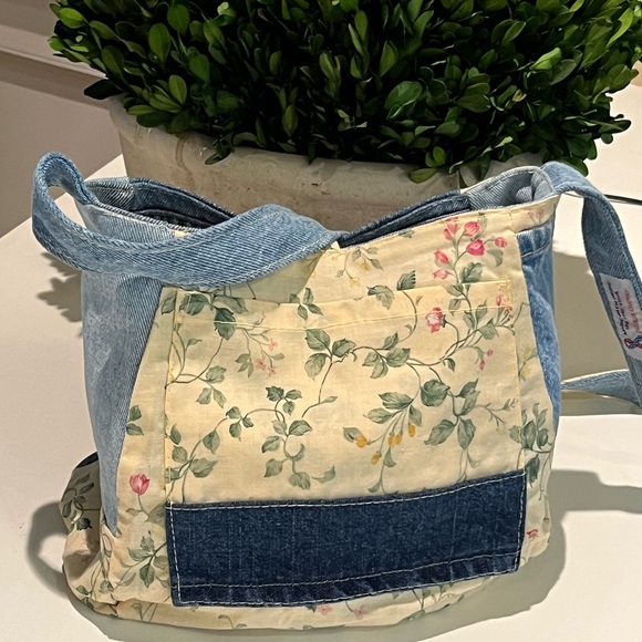 Hand Crafted Blue Jean Shoulder Bag - Picture 6 of 7